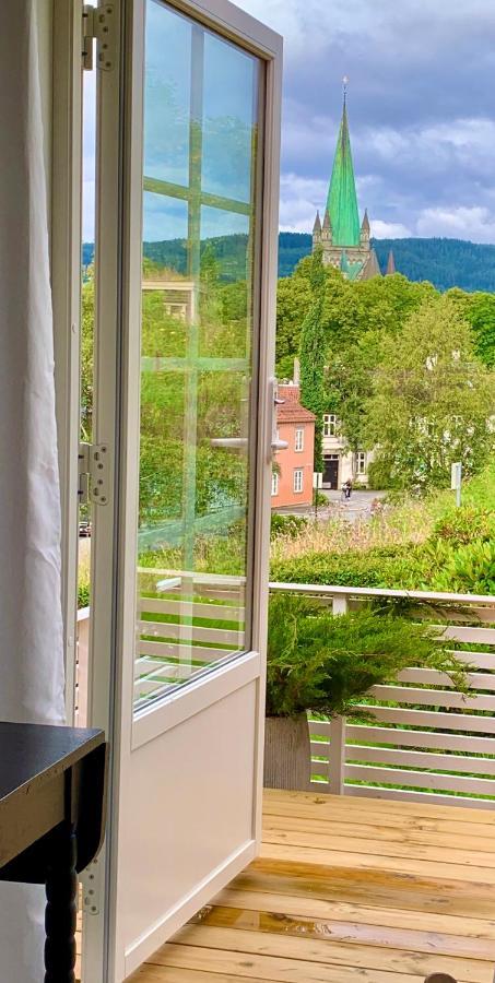 Private House-Terrace-Garden -Parking-Wifi-Smarttv Villa Trondheim Eksteriør billede